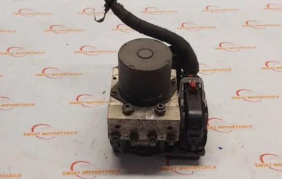 Audi A4 S4 B8 8K ABS Pump 8K0614517GK