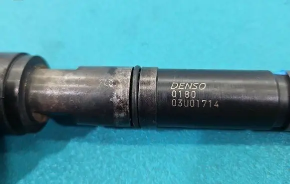 Fuel injector