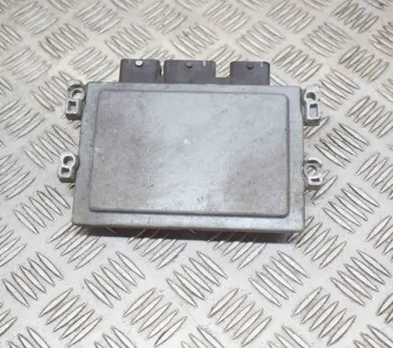 Ford Fiesta Engine control unit/module S180047012 AV2112A650CD