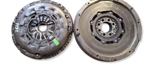 Toyota Avensis T250 Clutch set kit 3121005071