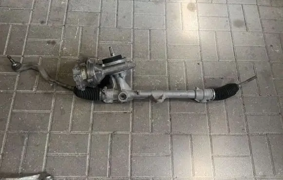 BMW X1 F48 F49 Steering rack 6885887
