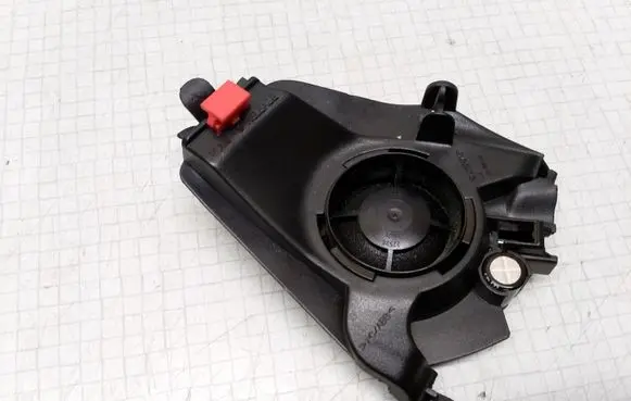 Volvo V70 Parcel shelf speaker 8633992