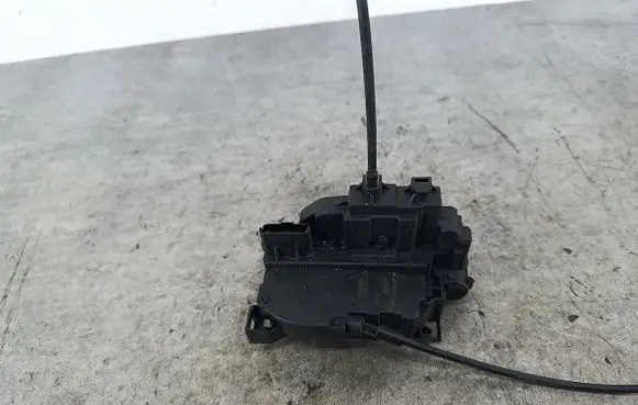 Renault Modus Rear door lock 