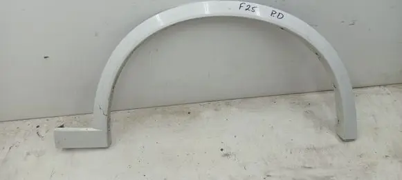 BMW X1 F48 F49 Front arch trim 8050456