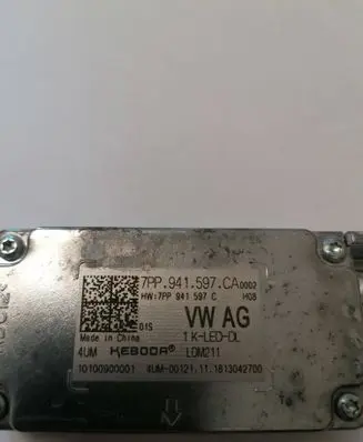 Skoda Octavia Mk3 (5E) LED ballast control module 7PP941597CA 10100900001