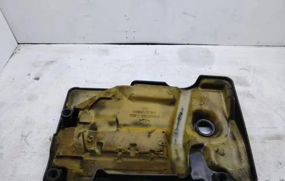 Chevrolet Captiva Engine cover (trim) 25184813