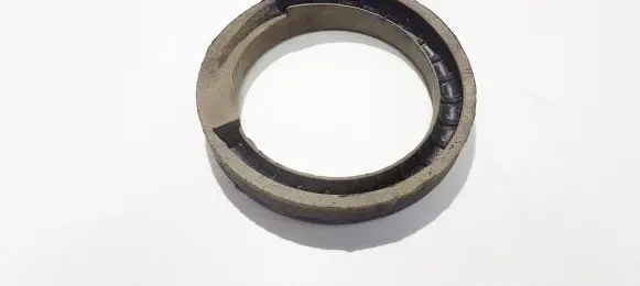 Volvo S60 Front coil spring rubber mount 9157503 2-920-00036-01