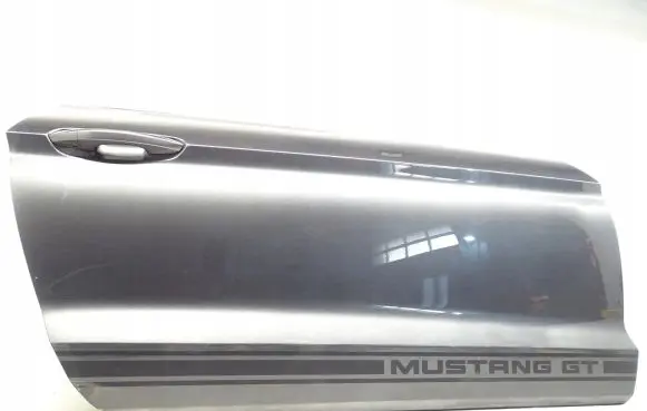 Ford Mustang VI Front door