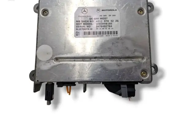Mercedes-Benz E W211 Bluetooth control unit module A2118703226