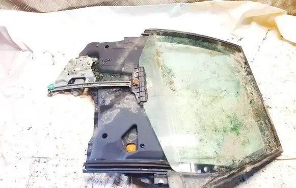 Audi A6 S6 C4 4A Rear door window/glass frame 