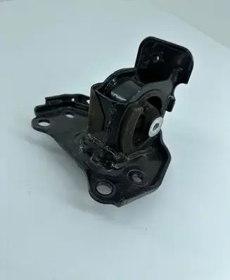 Lexus NX Engine mount bracket