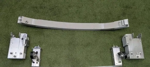 Volvo XC60 Front bumper cross member 32348953 32377061 32377062
