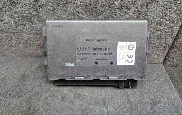 Audi A6 S6 C5 4B Comfort/convenience module 4B0962258D