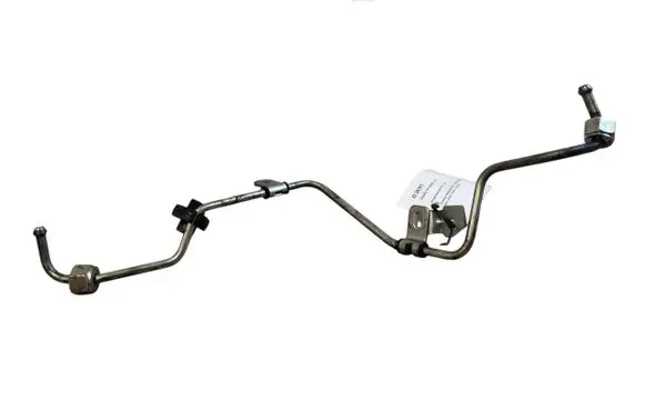 Nissan Qashqai+2 Fuel line pipe 