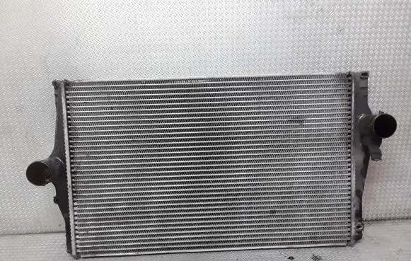 Volvo XC90 Intercooler radiator 8627375