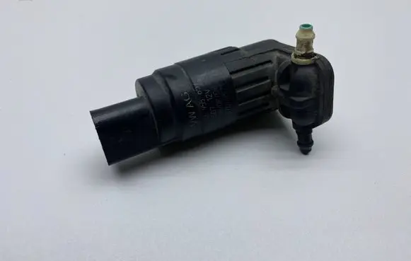 Audi A3 S3 A3 Sportback 8P Windscreen/windshield washer pump 1K6955651 37040571