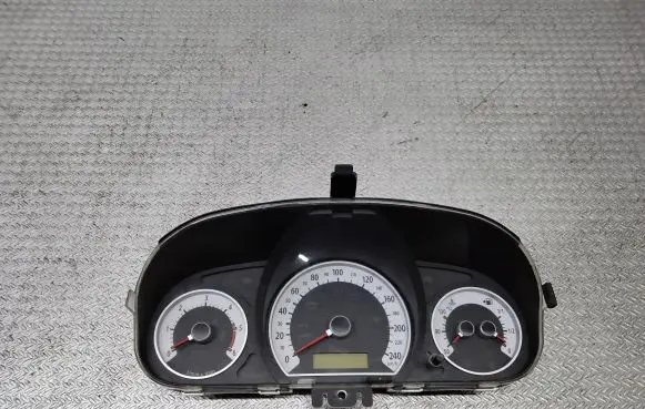 KIA Ceed Speedometer (instrument cluster) 940031H095