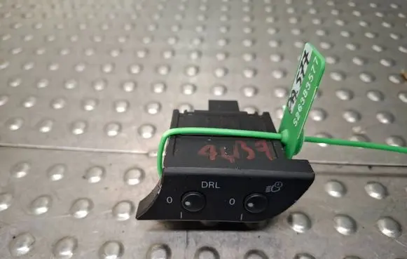 Audi A4 S4 B6 8E 8H Headlight level height control switch 8E1919094D