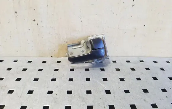 Mazda 323 F Front door interior handle MDH20I
