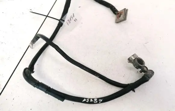 Positive cable (battery)