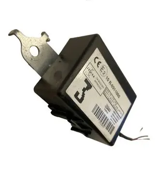 Toyota Auris E180 Door control unit/module 8974102210 E210R0311005
