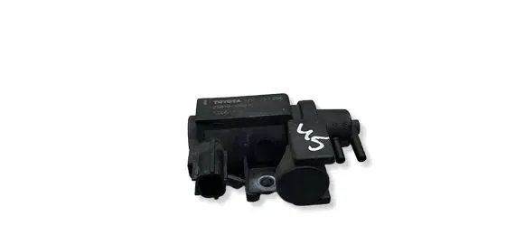 Lexus RC Vacuum valve 70051316 258190W010