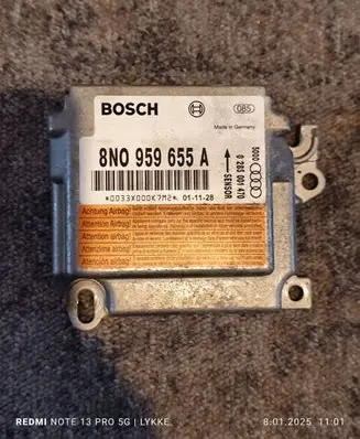 Audi TT Mk1 Airbag control unit/module 8N0959655A 0285001470