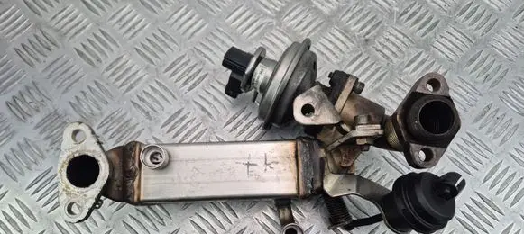 BMW X3 E83 EGR valve cooler 7805717 PD9851 N9119004