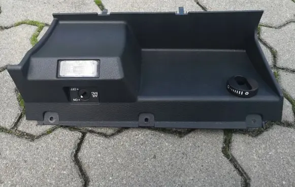 Dashboard lower bottom trim panel