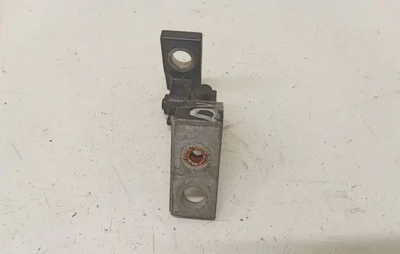 Audi A4 S4 B7 8E 8H Rear door upper hinge 8E0833412E