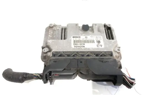 Toyota Auris 150 Engine control unit/module ECU 8966102E90