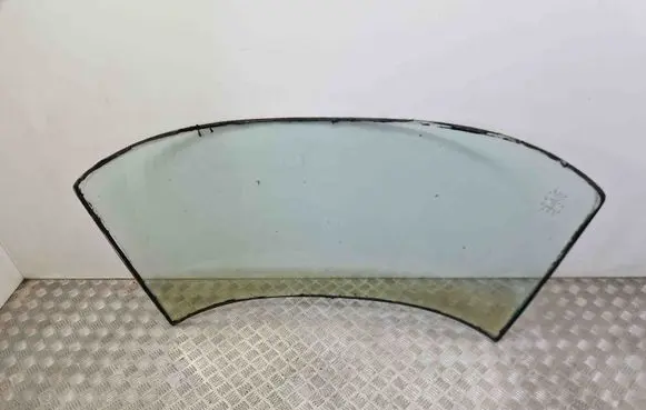 Mercedes-Benz SLC C107 Front windscreen/windshield window 1076710410 A1076710410