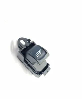 Volvo V70 Electric window control switch 30773272 03453310
