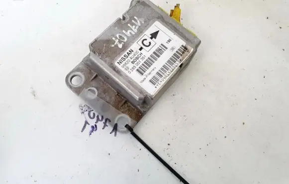 Nissan Almera Tino Airbag control unit/module 988204u400 0285001361