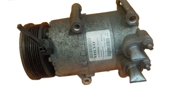 Volvo S60 Air conditioning (A/C) compressor (pump) 31332616