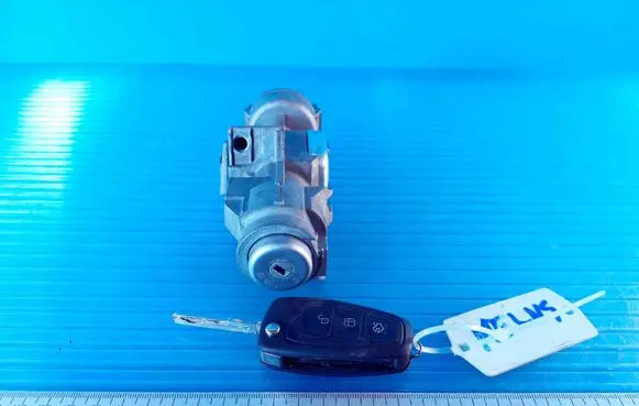 Ford Focus Ignition lock 3M513F880A