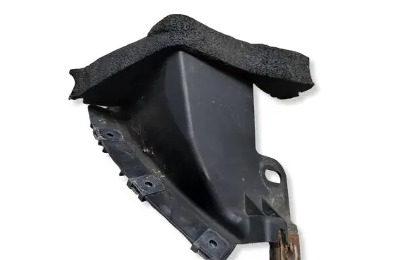 Peugeot RCZ Rear bumper mounting bracket 374496693 YM21612280