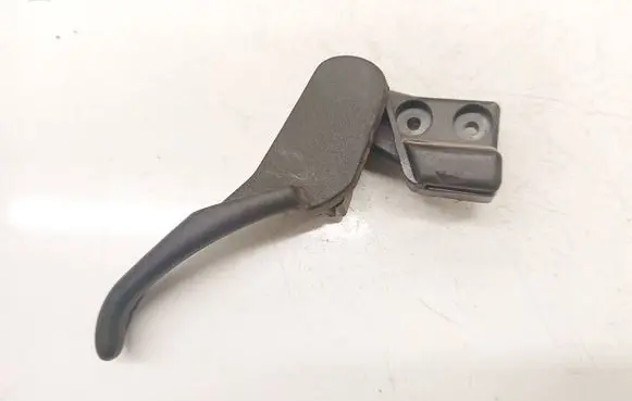 Skoda Superb B5 (3U) Engine bonnet (hood) release handle 3B1823533
