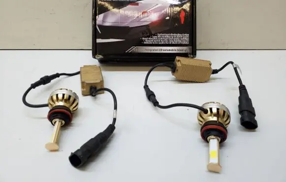 BMW 3 E92 E93 Headlight/headlamp bulb OEM