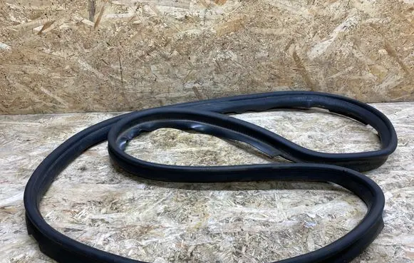 Mercedes-Benz CL C216 Trunk rubber seal (body) 