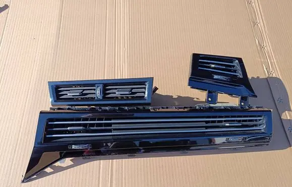 Volkswagen Touareg III Dash center air vent grill 761858416 761858417