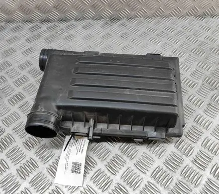 Audi A3 S3 8V Air filter box 04E129620 04E129611G