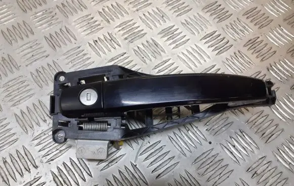 Opel Zafira B Front door interior handle BRAK