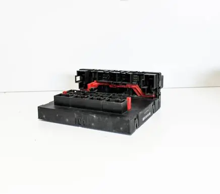 Volkswagen PASSAT B6 Central body control module 3C0937049H