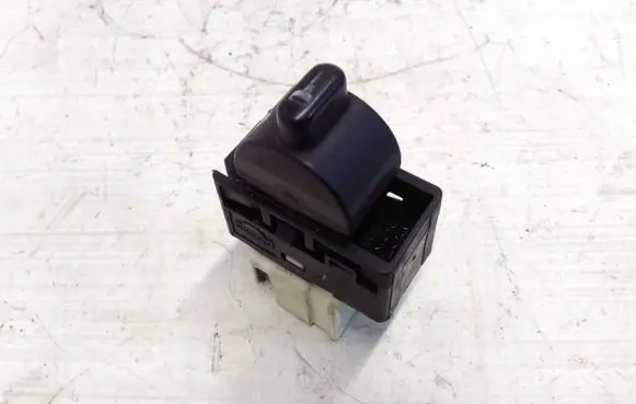 Subaru Forester SF Central locking switch button 