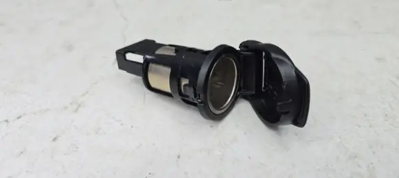 Dacia Sandero III 12 V Socket (front)