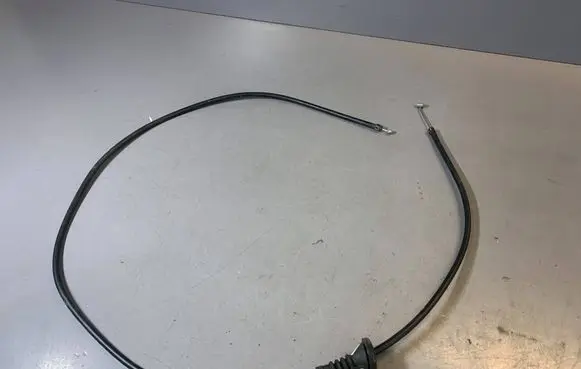 Engine bonnet/hood lock release cable