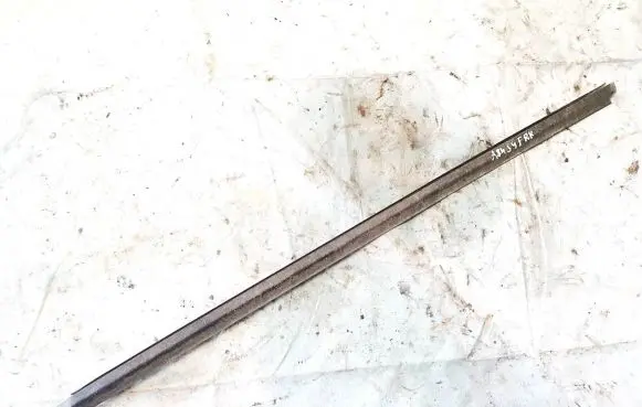 Audi A4 S4 B7 8E 8H Front door glass trim molding 
