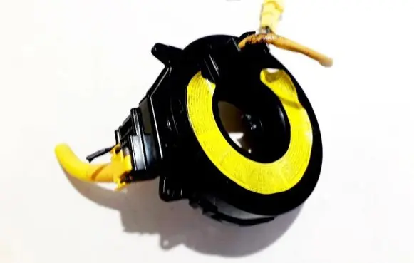 Hyundai Trajet Airbag slip ring squib (SRS ring) dc1r0346057
