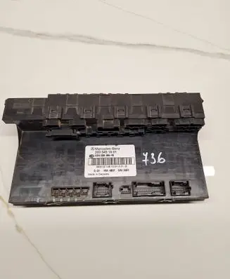 Mercedes-Benz C W203 Fuse module 2035451801 5DK00848640